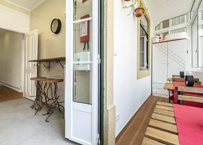 Rustic M2 R1 - Amazing Double With Shared Bathroom 3*